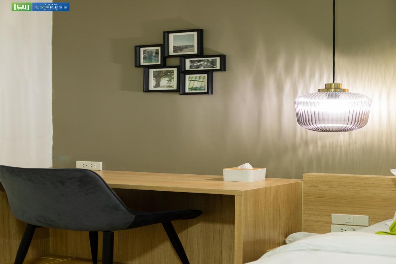 Zayn Express & Suites Bangkok Luaran gambar